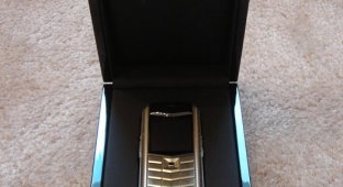 Упаковка самого дорого мобильника Vertu (10 фото)