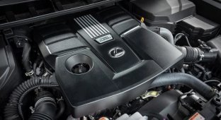 The Japanese screwed up - new Lexus and Toyota need an engine replacement (3 photos)