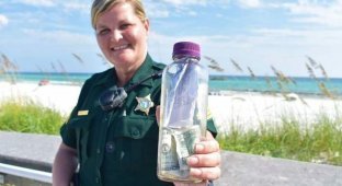 Офицер полиции поделилась душевным письмом, которое она нашла в бутылке с останками чьего-то сына (5 фото)