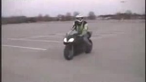 Идиот на мотоцыкле