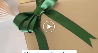 Красивый бант на подарочную коробку за пару секунд