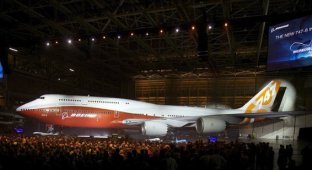 Новый Боинг 747-8 Intercontinental (13 фото)