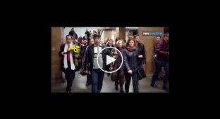 Флешмоб в метро от хора МВД