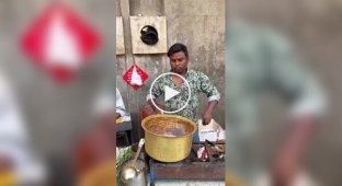 Турист показав, як в Індії готують вуличний чай за 15 рупій.