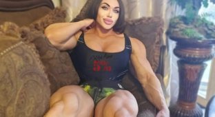 Photoshop of the brain: handsome men and beauties who overdid it with photo processing (18 photos)
