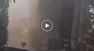 Пожар в многоквартирном доме в Казахстане
