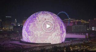 A giant sphere made of LED panels was launched in Las Vegas. This is a must see