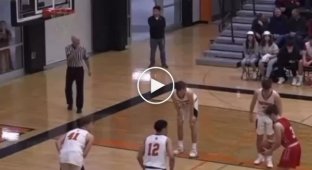 High school basketball ending that keeps you in suspense until the end