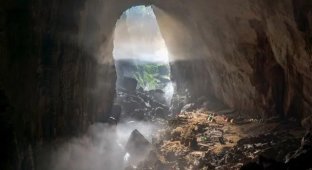 Shondong is the largest cave in the world, which can fit an entire city (3 photos + video)