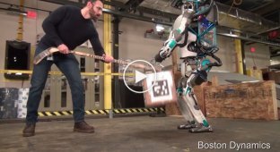 Любители пинать роботов продолжают свои чудовищные эксперименты