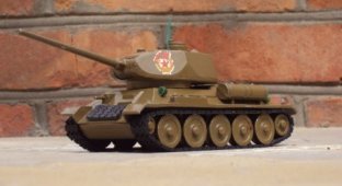 Невбивні радянські іграшки (42 фотографії)