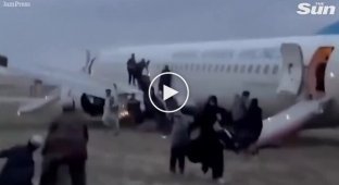 Plane crash-lands in Afghanistan