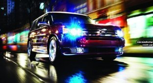 Ford Flex в ночном городе (12 фото)