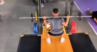 Когда началось землетрясение, но сегодня у тебя день ног