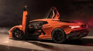 Lamborghini unveils Revuelto hypercar with 1,015 hp (12 photos + 1 video)