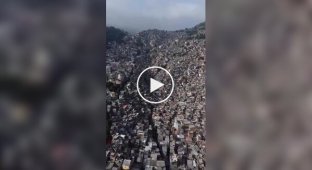 The largest district in Brazil Favela da Rocinha