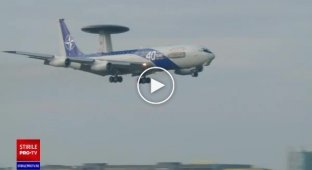 Boeing E-3 Sentry long-range surveillance aircraft arrives in Romania