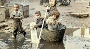 Shards of history: interesting and rare retro photographs of 20th century Europe (23 photos)