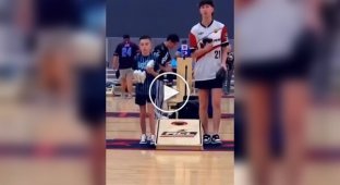 У него была тактика и он ее придерживался