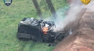 Dronari of the 414th brigade stopped and burned three enemy tanks