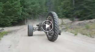 Парни собрали самодельный трицикл в стиле постапокалипсиса