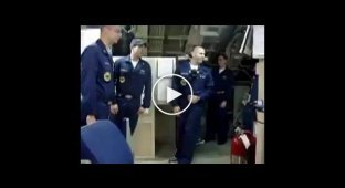 What does a sudden dive on a nuclear submarine look like?