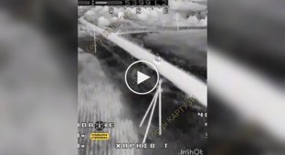 A thermal imaging FPV drone destroys a golf cart with occupiers in Kharkiv region