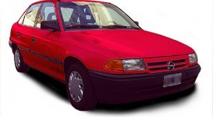 Имеется транспортное средство: Опель Астра, модель 1994 (?)