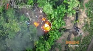 Ukrainian attack aircraft destroy enemy infantry and Russian ammunition depots