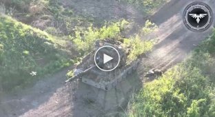 Two tanks of the occupiers are burning in the Avdeevsky direction after an attempt to storm the position of the 47th Mechanized Infantry Brigade