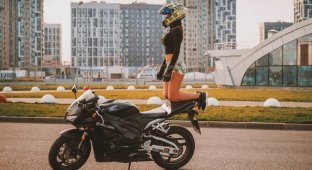 Известная московская байкерша Ольга Петрова разбилась на мотоцикле (6 фото + видео)