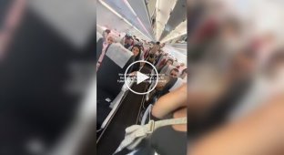 Мандрівниці випадково полетіли в Туніс замість Ніцци