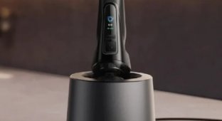 Xiaomi представила умную бритву Electric Shaver Pro с адаптивной мощностью и самоочисткой (3 фото)