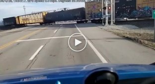 How do train cars get off?