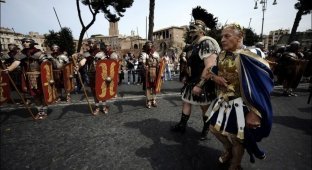 Парад в честь 2763-летия Рима (10 фото)