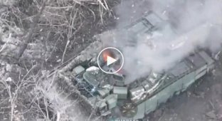 Detonation of ammunition of an enemy T-80BVM tank in Avdeevka