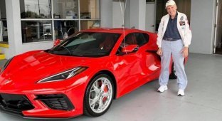 Ветеран отпраздновал свой 90-й день рождения, купив себе новый Chevrolet Corvette (6 фото)