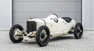 101-летний гоночный Mercedes Type 122 выставят на торги. Предварительная оценка - 5 миллионов евро (27 фото)