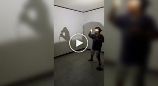 Король поп-музыки вернулся: Потрясающий перформанс на улице