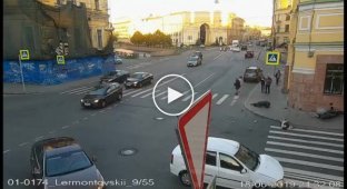 В Петербурге пострадал мотоциклист и пешеход