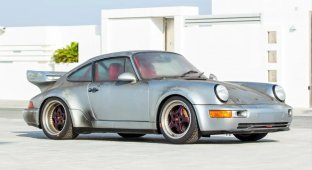 A 1993 Porsche 911 RSR 3.8 without mileage is planned to be sold for $2.5 million (8 photos)