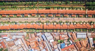 Пригород и трущобы: социальное неравенство в аэрофотографиях Джонни Миллера (16 фото + 1 видео)