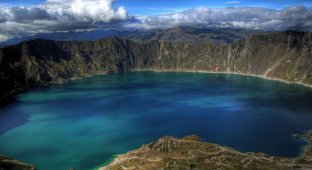 Красивейшие кратерные озера мира (38 фото)