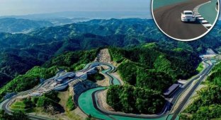 A billionaire from Japan built himself a race track for 200 million (3 photos)