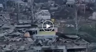 Відео зруйнованого Бахмута