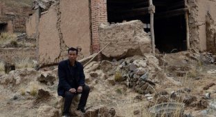 Последний из могикан: китаец уже больше 10 лет живет один в опустевшей деревне (9 фото)