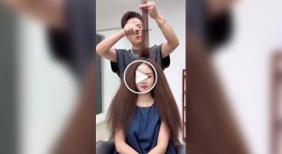 Майстерність стиліста, який створює незвичайні та максимально дивні зачіски