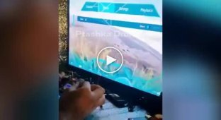 Оператор дрона-сеткомета атакует вражеский Mavic