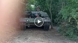 Вот украинский танк «Леопард 2А4» с динамической защитой «Контакт-1»