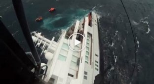 Спасение экипажа тонущего судна